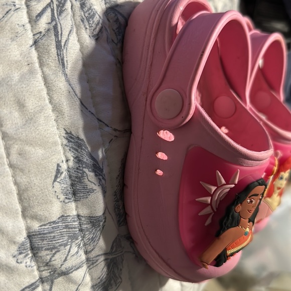 Couple times used look like new - Picture 3 of 3